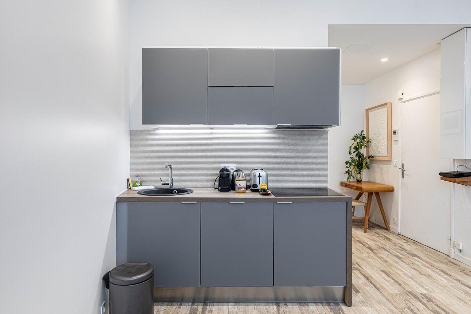 Guestready - Stunning Apartment Near Eiffel Tower ปารีส ภายนอก รูปภาพ